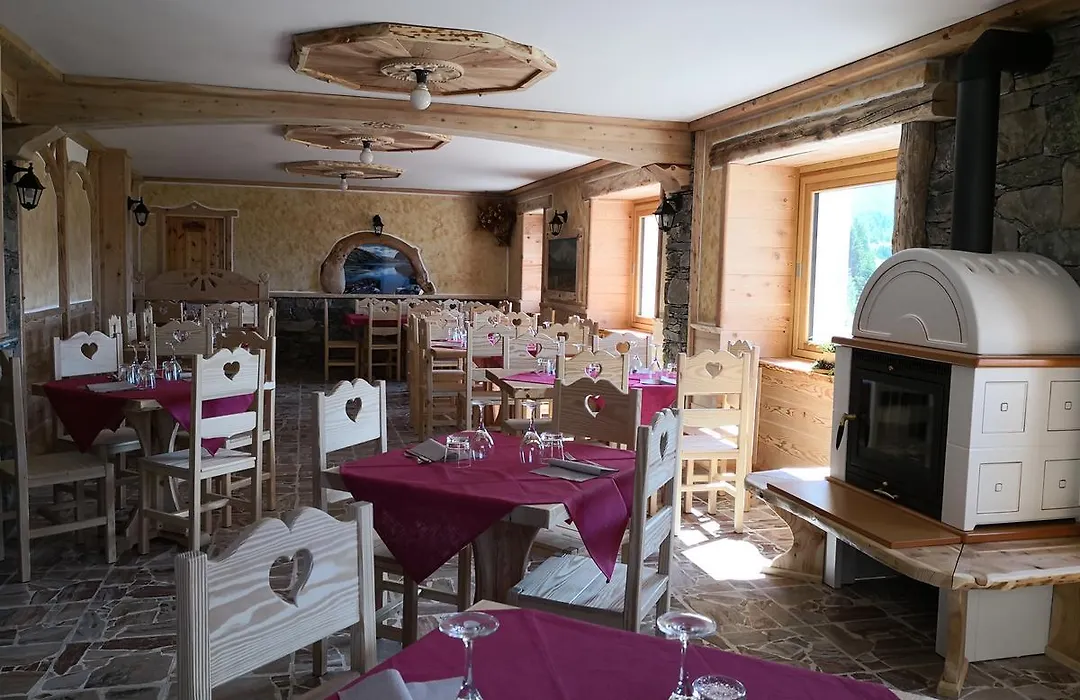 Albergo Passo Mortirolo-1