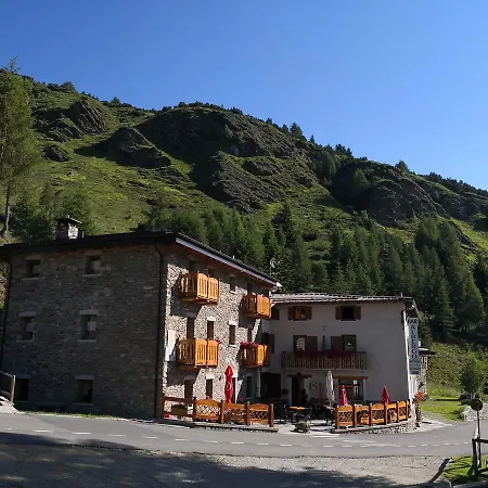 Albergo Passo Mortirolo-2